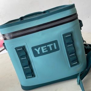 Yeti Hopper Flip 12 - Soft Cooler